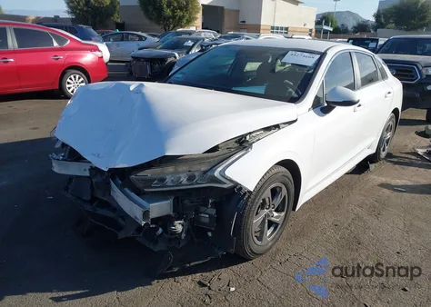 2022 Kia K5 Lxs z USA, uszkodzony, nr VIN 5XXG14J28NG091303